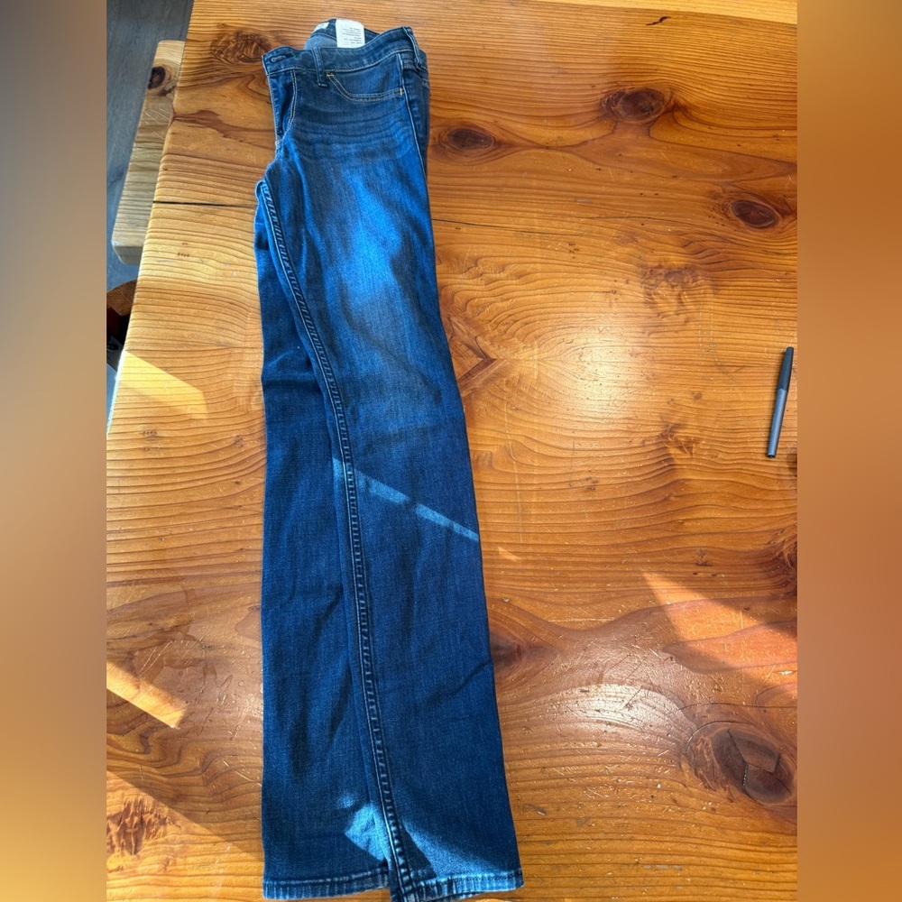 Hollister Women’s Dark Blue Skinny Jeans 25/31